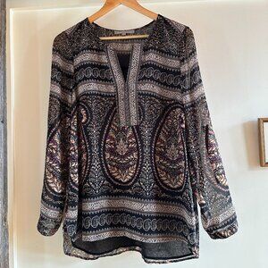 Daniel Rainn dressy top